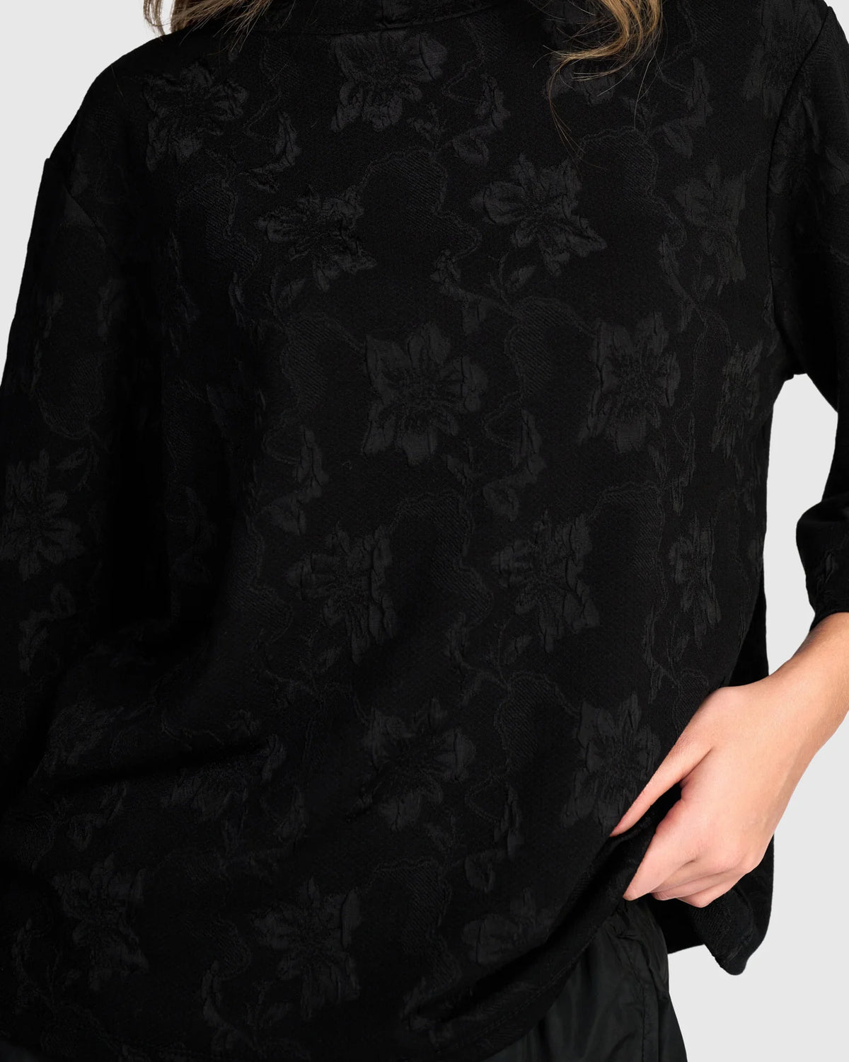 ALEMBIKA Madrigal Top - AT832D - BLACK FLORA