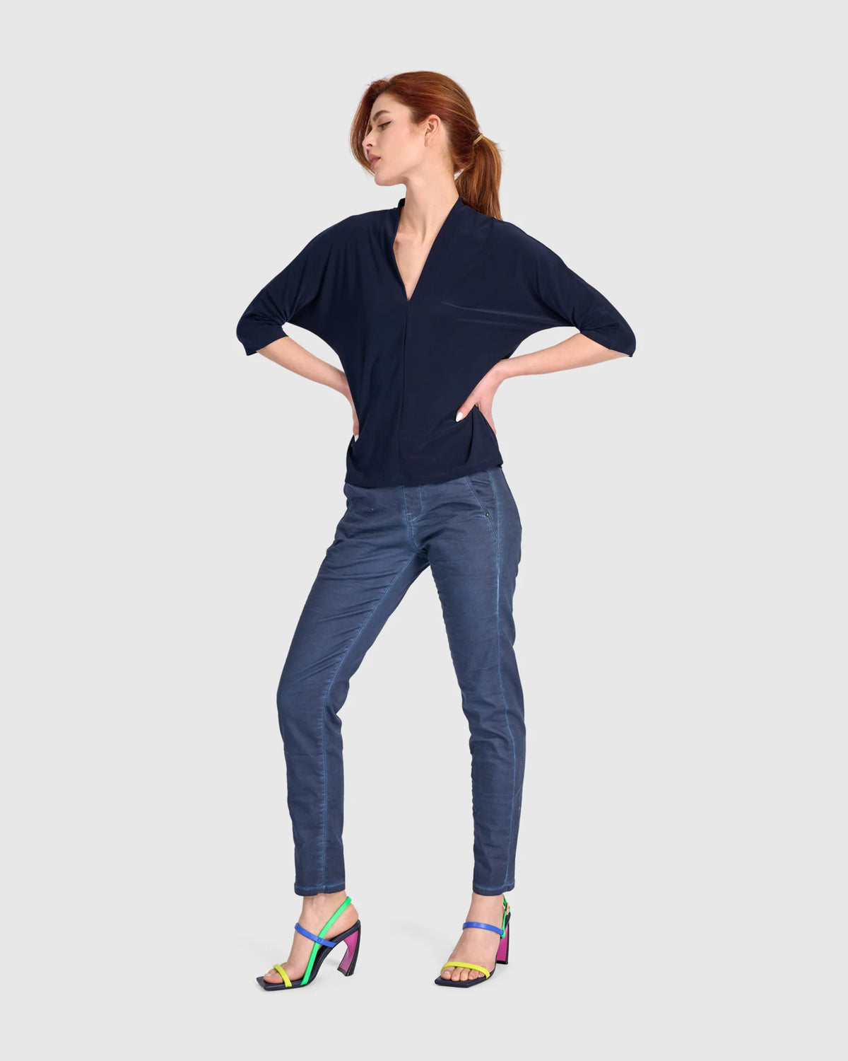 ALEMBIKA Fluid Slinky Dolman Top - ET143N - NAVY