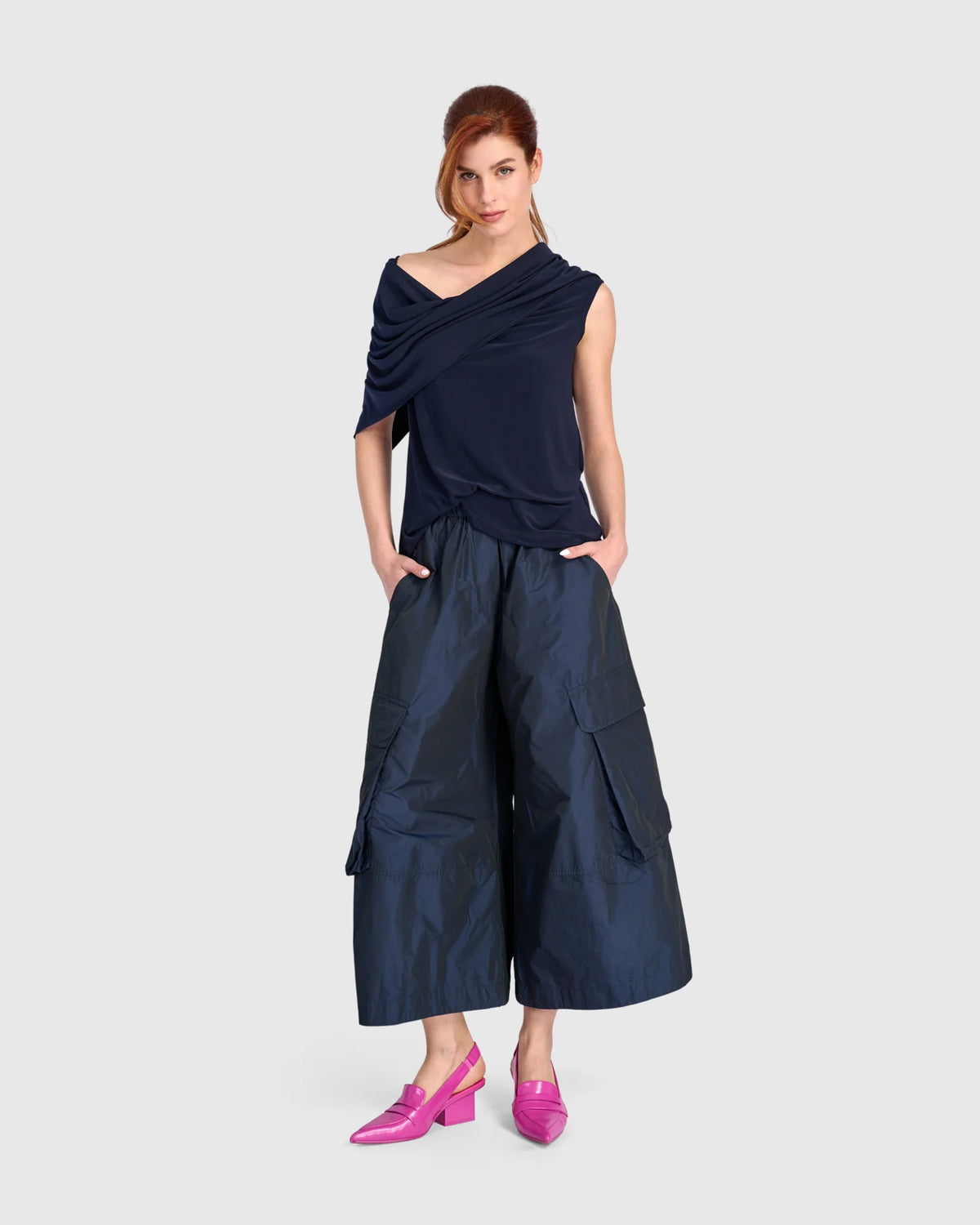ALEMBIKA Fluid Slinky Savior Top - ET144N - NAVY