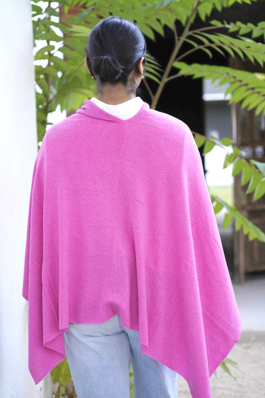 Dolma Cashmere Poncho - HOT PINK