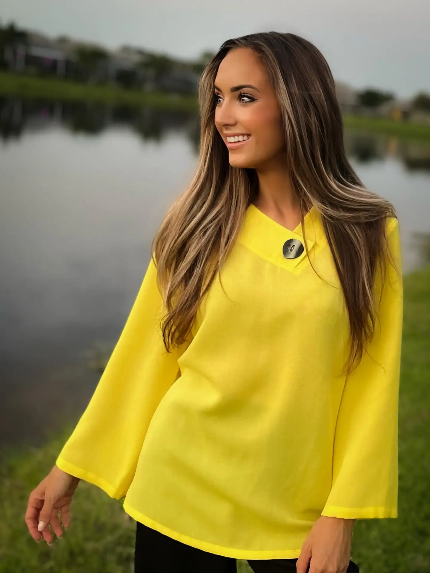 Fridaze AA368 - Georgia Linen Pullover Top