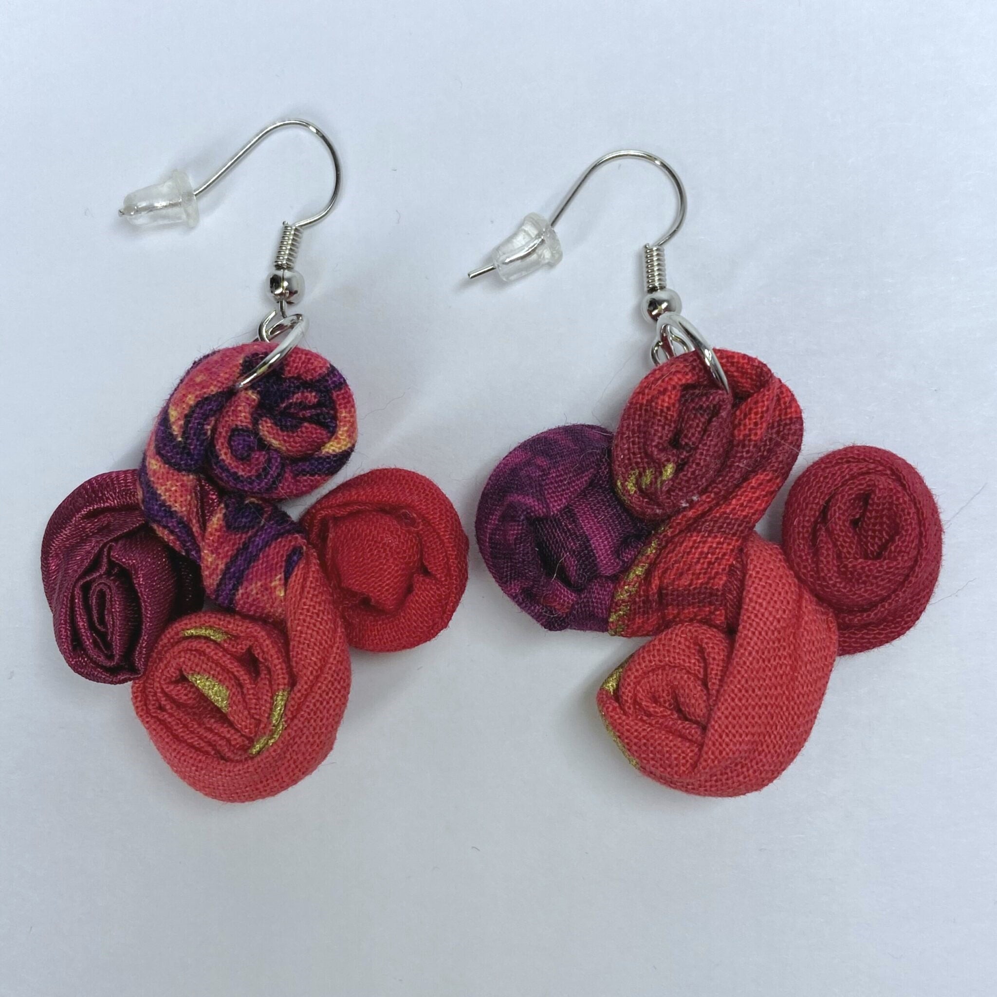 FICKLESTICKS Clover Earrings - REDS