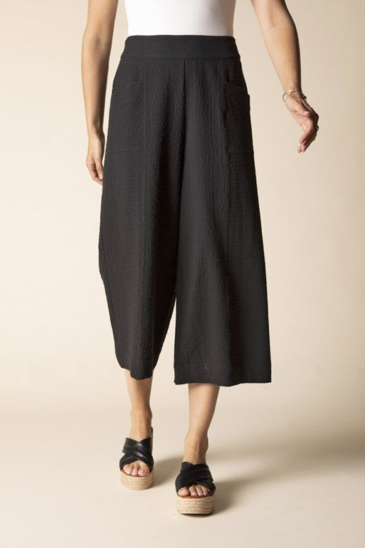 Habitat Crinkle Crepe Solid Aria Capri - 21362 - BLACK