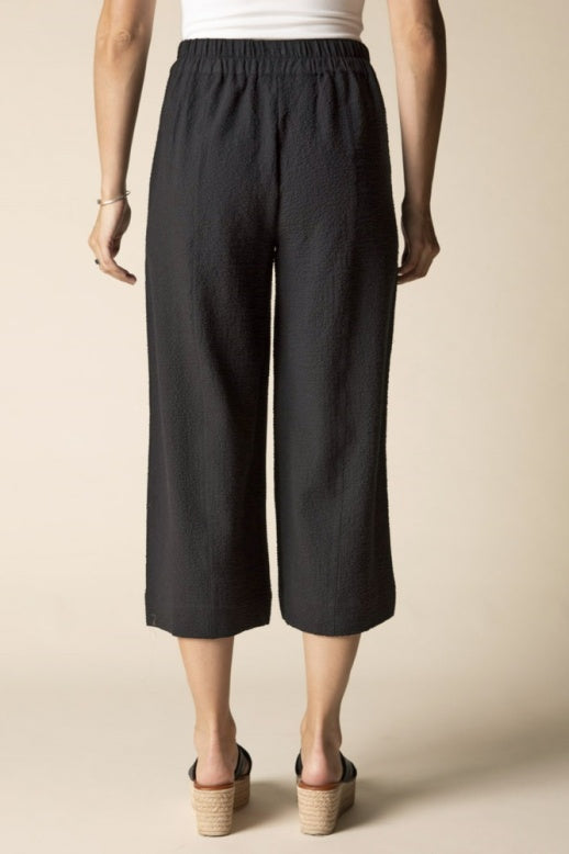 Habitat Crinkle Crepe Solid Aria Capri - 21362 - BLACK