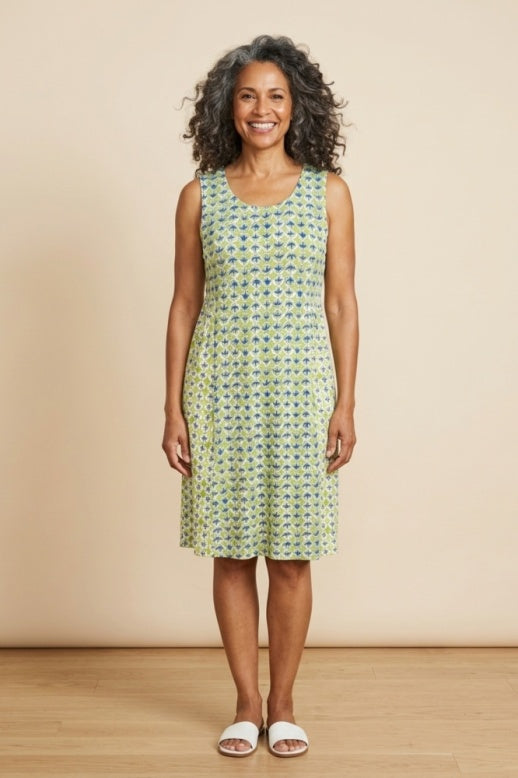 Habitat Pattern Pending Smock Star Dress - 57680 - KIWI