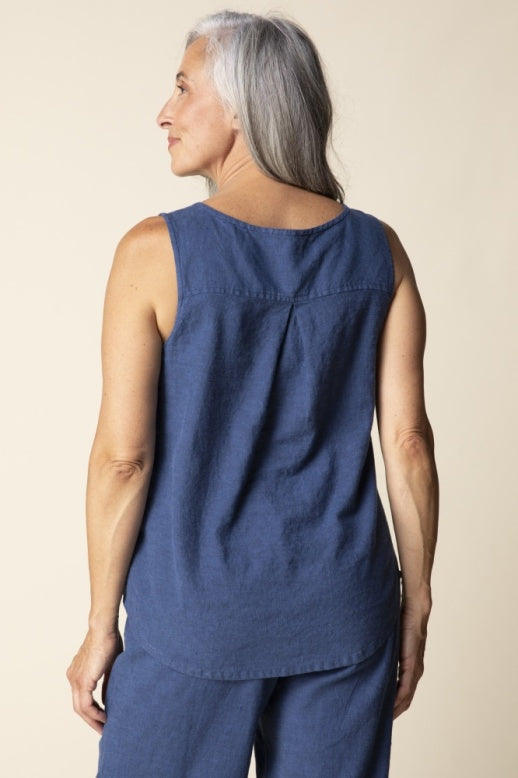 Habitat Linen Solid Pleat Back Button Tank - 41506 - NAVY