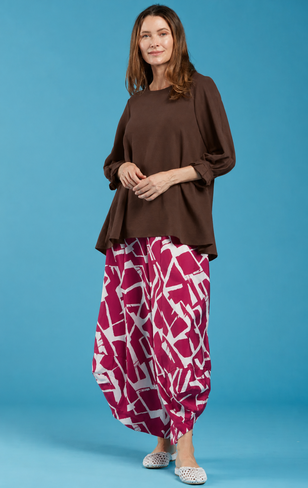 Sydney Project Peggy Round Neck Long Flowy Top w/ Reuched Cuffed Sleeves - AFT1157 - CHOCOLATE