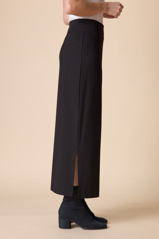 Habitat Core Travel Knit Solid Straight Skirt - 55951 - BLACK