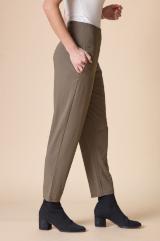 Habitat Core Travel Knit Solid Straight Pant - 55960 - UMBER
