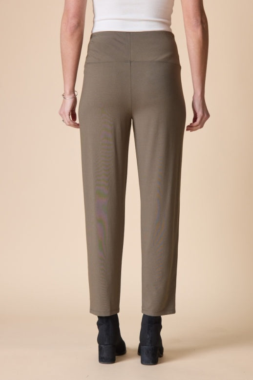 Habitat Core Travel Knit Solid Straight Pant - 55960 - UMBER