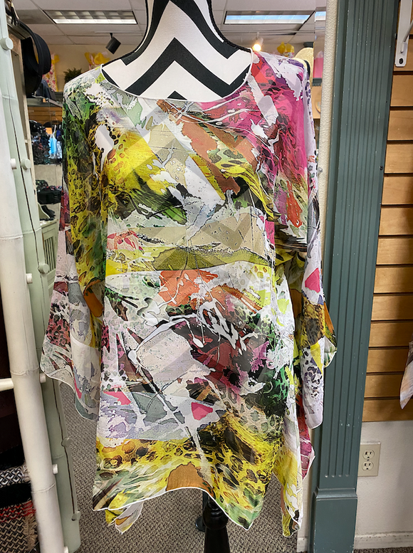 NEW - Lior Abstract Top O/S (one size)